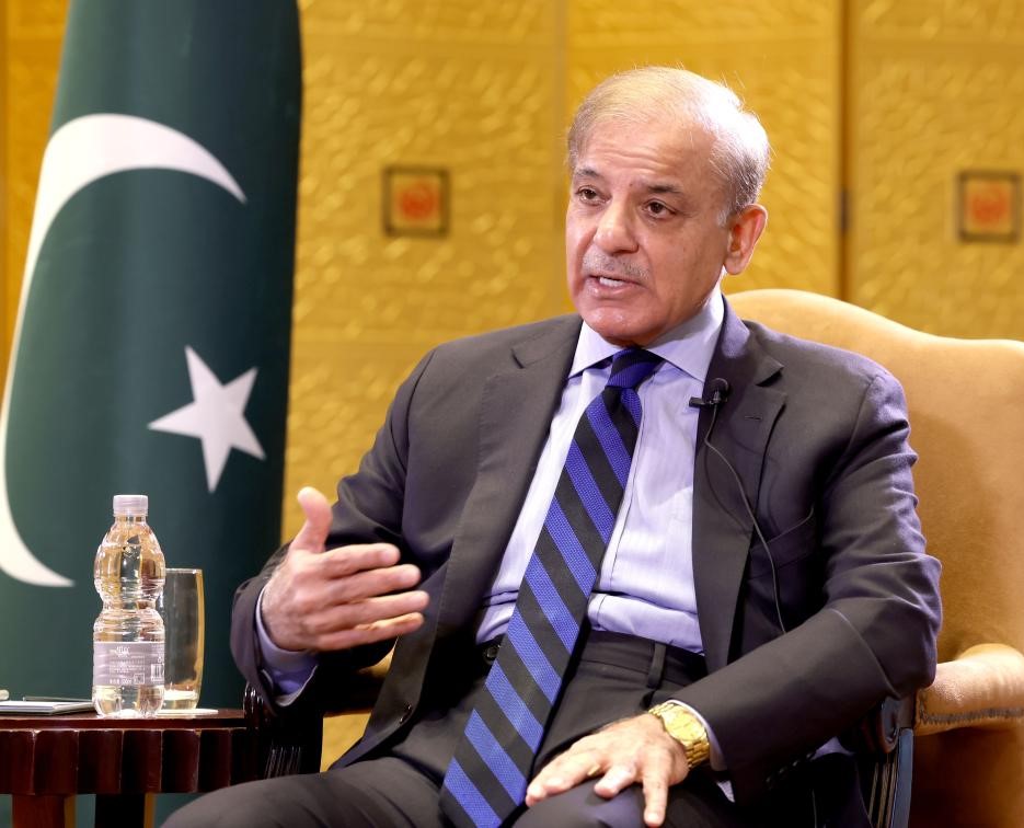 Şahbaz Şerif, İran ile ABD arasında yapılacak görüşmelerin kalıcı ateşkes