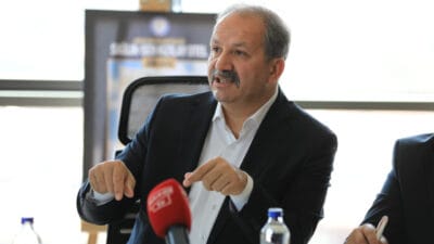 Sağlık-Sen Genel Başkanı Mahmut Faruk Doğan, üniversite hastanelerinde yaşanan sorunlara