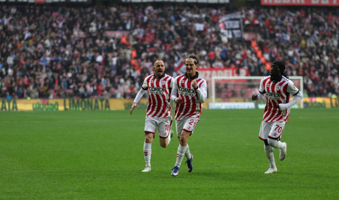 Samsunspor, Süper Lig’de sahasında Beşiktaş’ı 2-1 mağlup etti. Holse ve