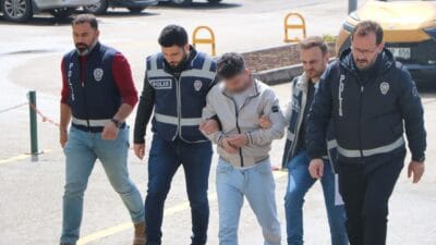 Bolu’da kendisini savcı olarak tanıtan şüpheli, iki kadını toplam 4