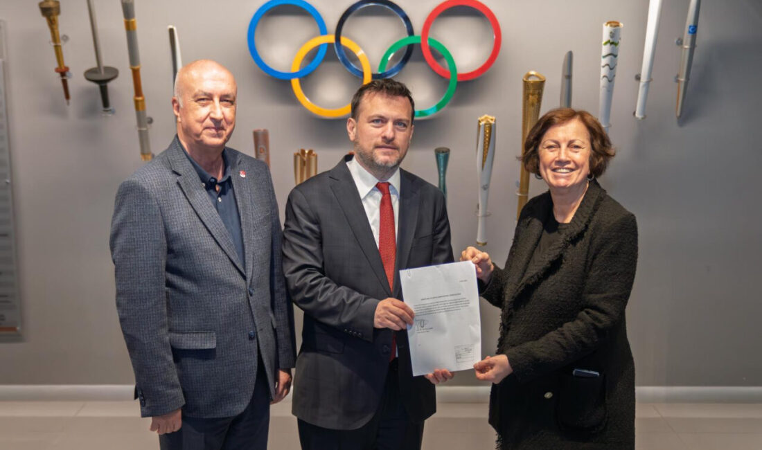 Türkiye Milli Olimpiyat Komitesi’nin olağanüstü genel kurulunda Veli Ozan Çakır