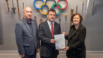 TMOK’ta yeni dönem: Veli Ozan Çakır başkan Türkiye Milli Olimpiyat Komitesi’nin olağanüstü genel kurulunda Veli Ozan Çakır