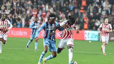 Trabzonspor, Samsunspor karşısında normal süresi ve uzatmaları golsüz tamamlanan mücadelede