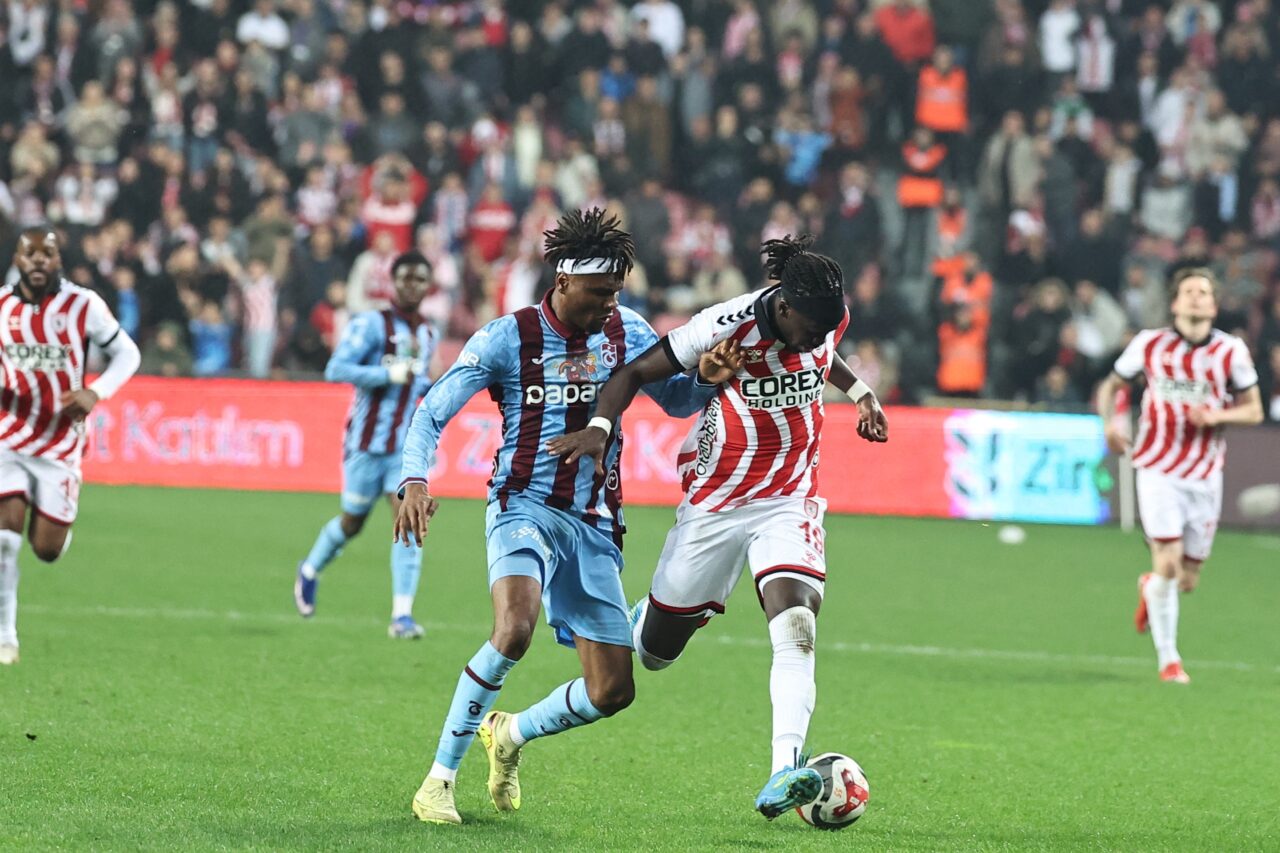 Trabzonspor, Samsunspor karşısında normal süresi ve uzatmaları golsüz tamamlanan mücadelede