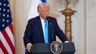 ABD Başkanı Trump’ın sert açıklamalarıyla Orta Doğu’daki gerilim tırmanırken, İran