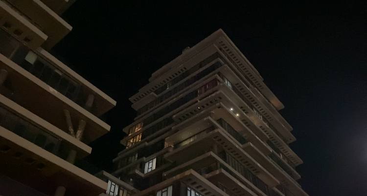 Zeytinburnu’nda eski eşiyle tartışan şüpheli, kızını öldürüp eski eşini ağır