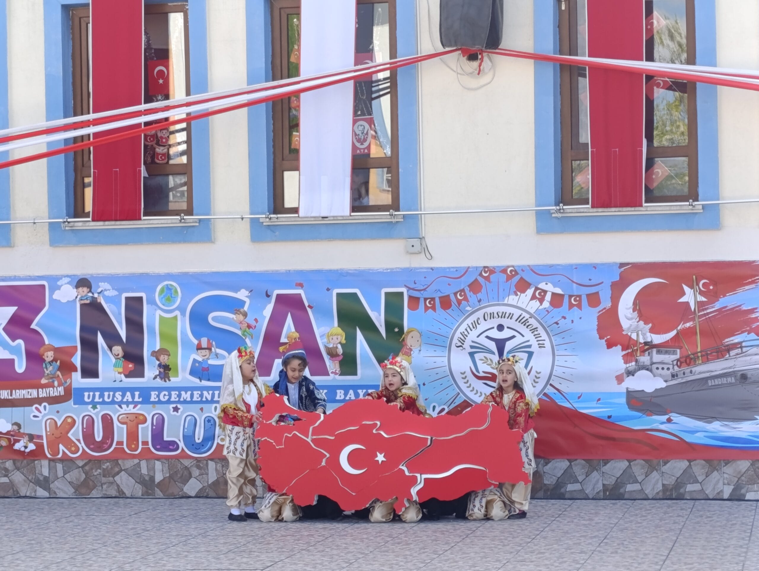 19 Mayıs Tüm Türkiye'de Coşkuyla Kutlanıyor: Konya’da Çifte Bayram, Sivas’ta Dev Koreografi!