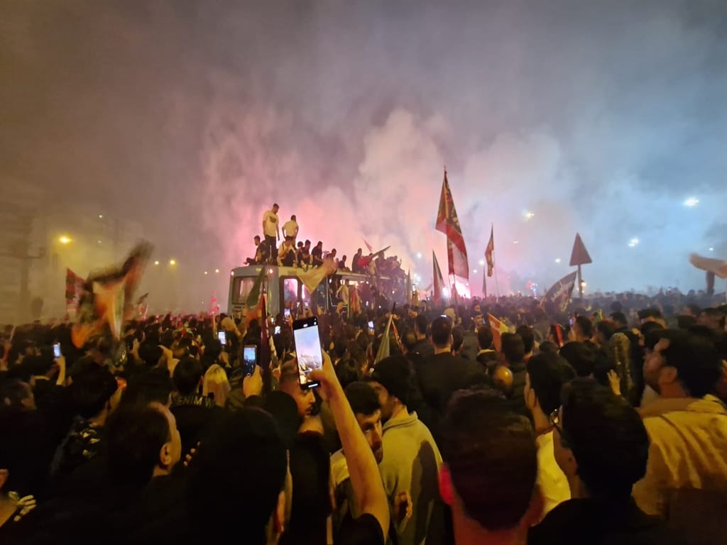 Diyarbakır’da Amedspor’un Süper Lig’e yükselmesi sonrası yapılan kutlamalarda 11 kişi