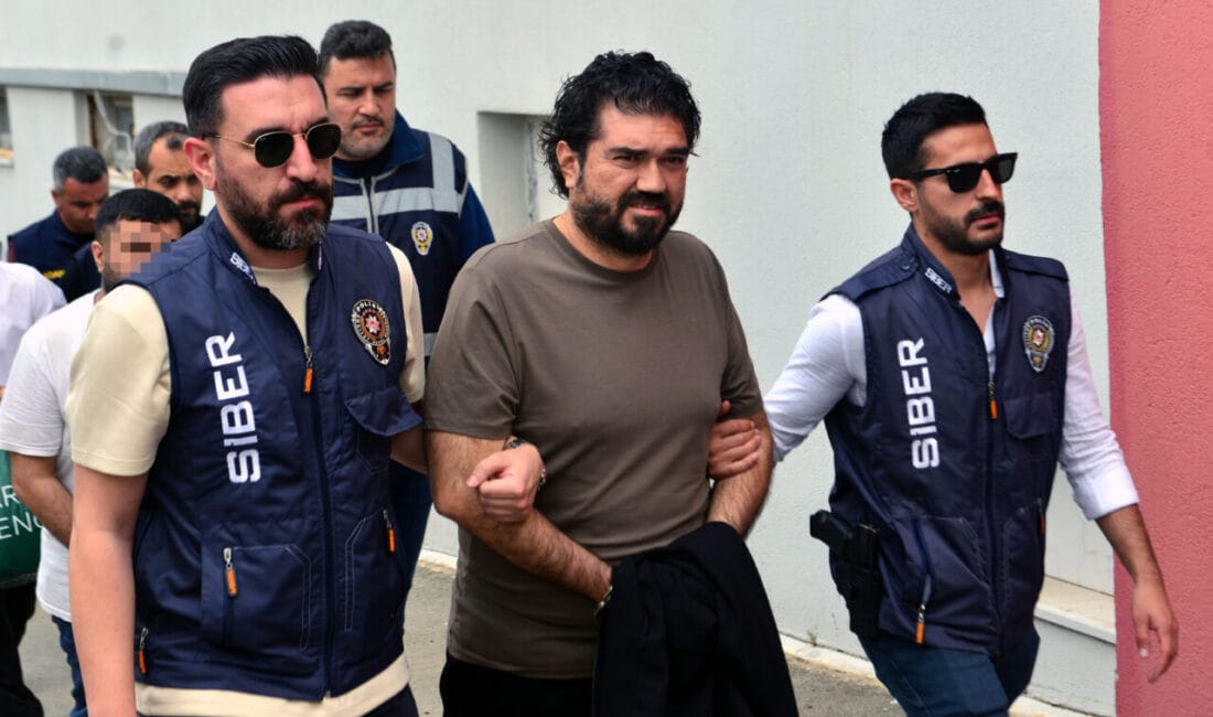 Adana merkezli 21 ilde yürütülen dev yasa dışı bahis ve