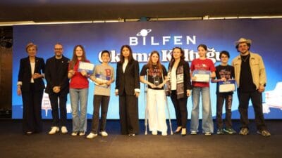Bilfen Okulları tarafından düzenlenen Okuma Koltuğu Tasarım Yarışması’nda öğrenciler yaratıcılıklarını