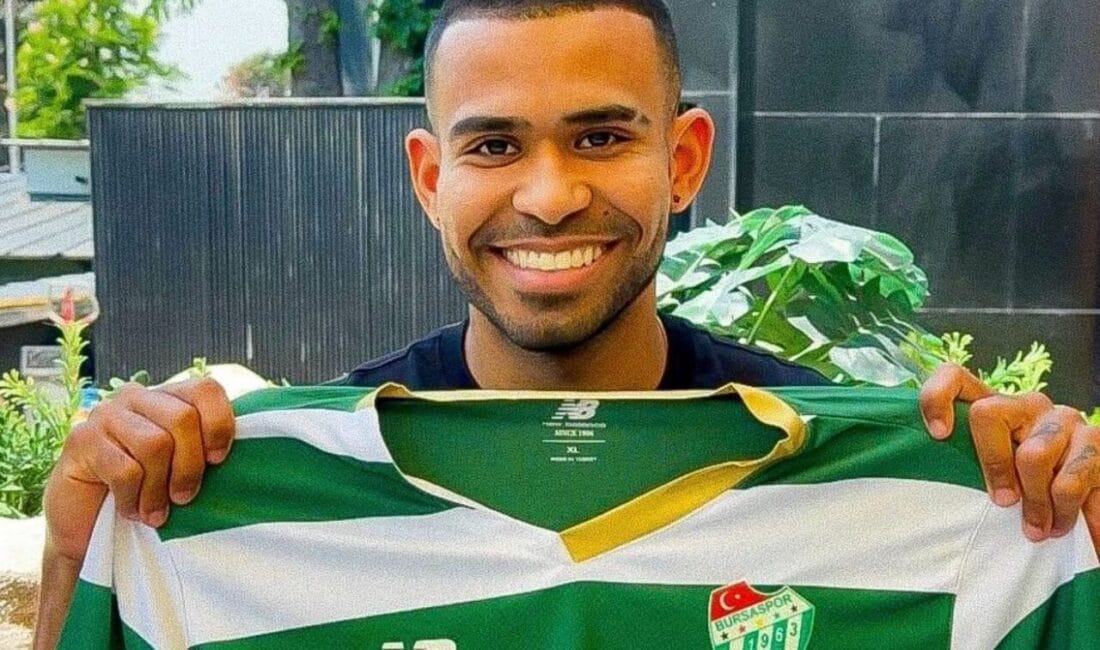 Yeni sezonda 1’inci Lig'de şampiyonluk mücadelesi vermeye hazırlanan Bursaspor, transfer