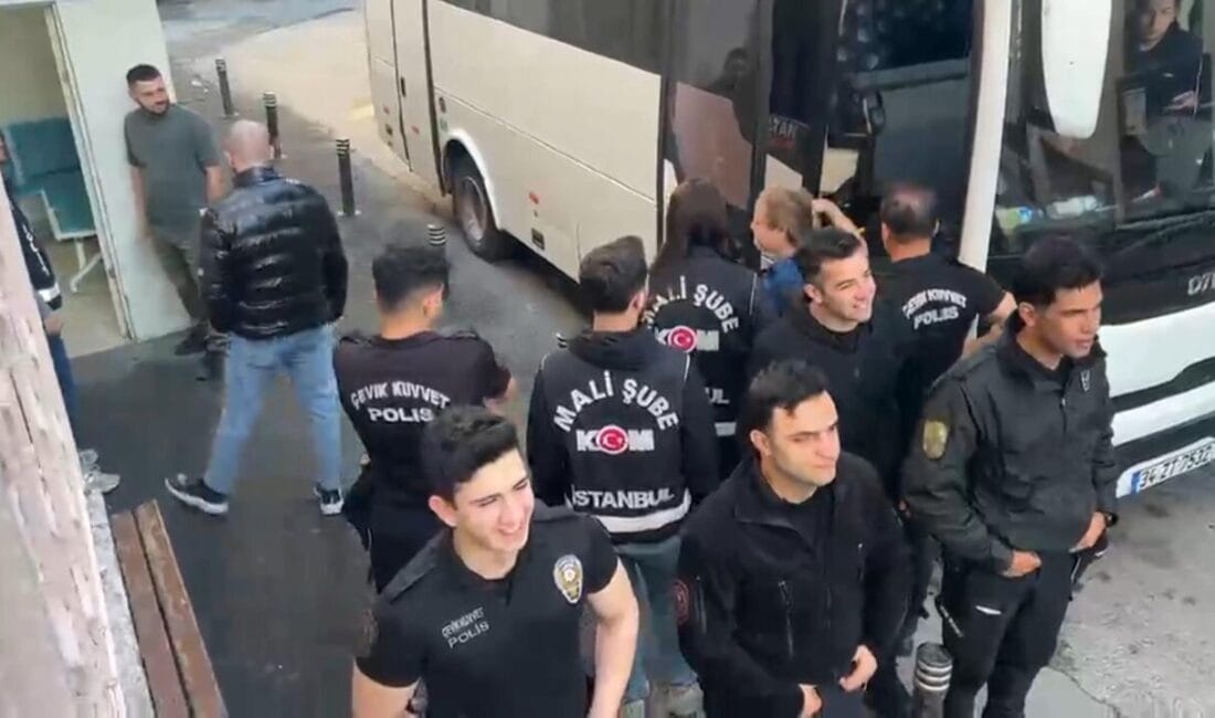 İBB’de İhale Operasyonu Derinleşiyor: Boğaziçi Yönetim’den Sonra Yol Bakım Şefliğine de Baskın! İstanbul Cumhuriyet Başsavcılığı'nın İBB ihalelerindeki kurgusal usulsüzlük iddialarına yönelik başlattığı