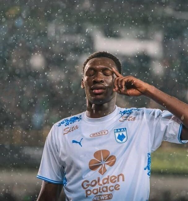 Samsunspor’da Transfer Hareketliliği: Fuat Çapa’dan Moussa Fall İtirafı Samsunspor’da transfer kazanı kaynamaya başladı! Futbol Direktörü Fuat Çapa, üniversiteli