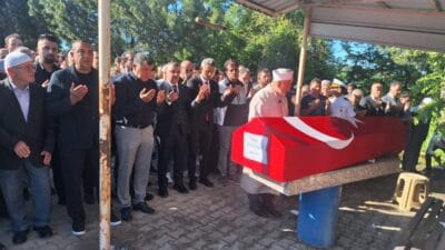 İzmir'den gelen acı haber memleketini yasa boğdu: 20 yaşındaki genç