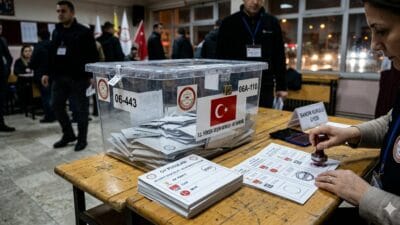 AK Parti Genel Başkan Yardımcısı Ali İhsan Yavuz, yapılan ara