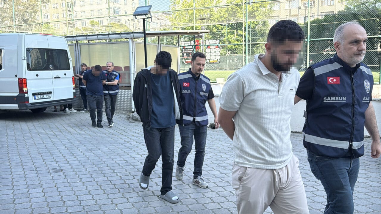 Samsun merkezli 6 ilde, vatandaşları arayıp kendilerini Büyükşehir Belediye Başkanı