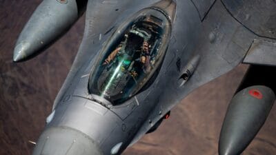 ABD savaş uçakları İran'ı vurdu! İHA düşürme krizine CENTCOM'dan çok