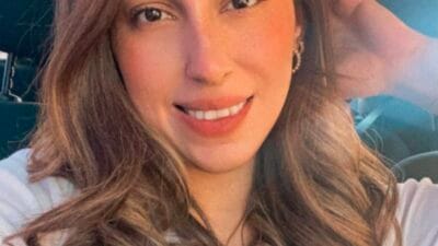 Aydın'ın Didim ilçesinde kontrolden çıkarak şarampole uçan otomobildeki ağır yaralı