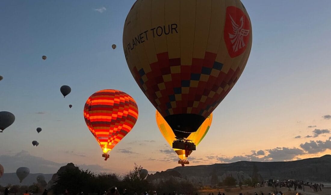 Bayram Tatilinde Oraya Akın Ettiler: 9 Günde Tam 147 Bin Kişi Ziyaret Etti! 9 günlük tatilde Kapadokya'yı tam 147 bin 571 turist ziyaret