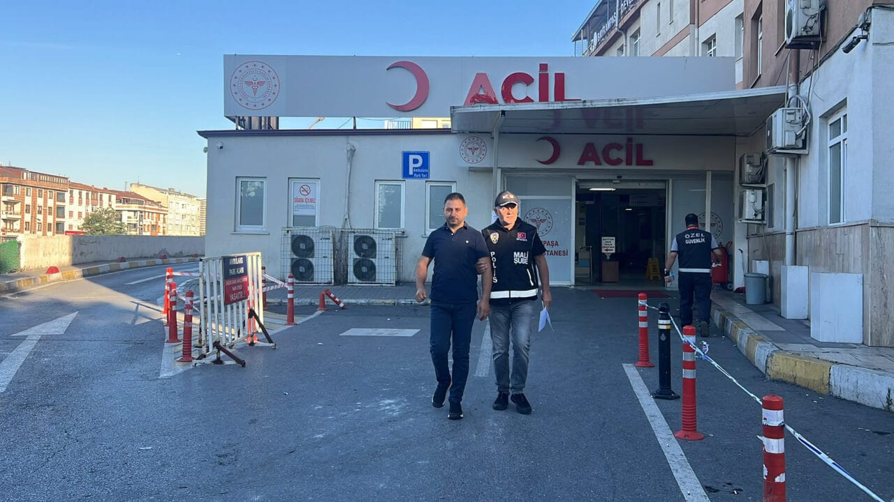Beylikdüzü Belediyesi'ne, ruhsat projelerine aykırı inşa edilen 4 farklı ada