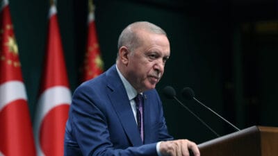 Cumhurbaşkanı Erdoğan'dan canlı yayında CHP'deki liderlik krizine ilk yorum: "Mahkeme