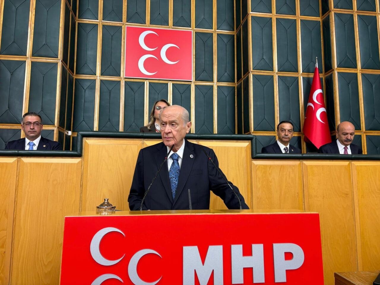 MHP Genel Başkanı Devlet Bahçeli, Avrupa Parlamentosu'nun 2025 yılı Türkiye