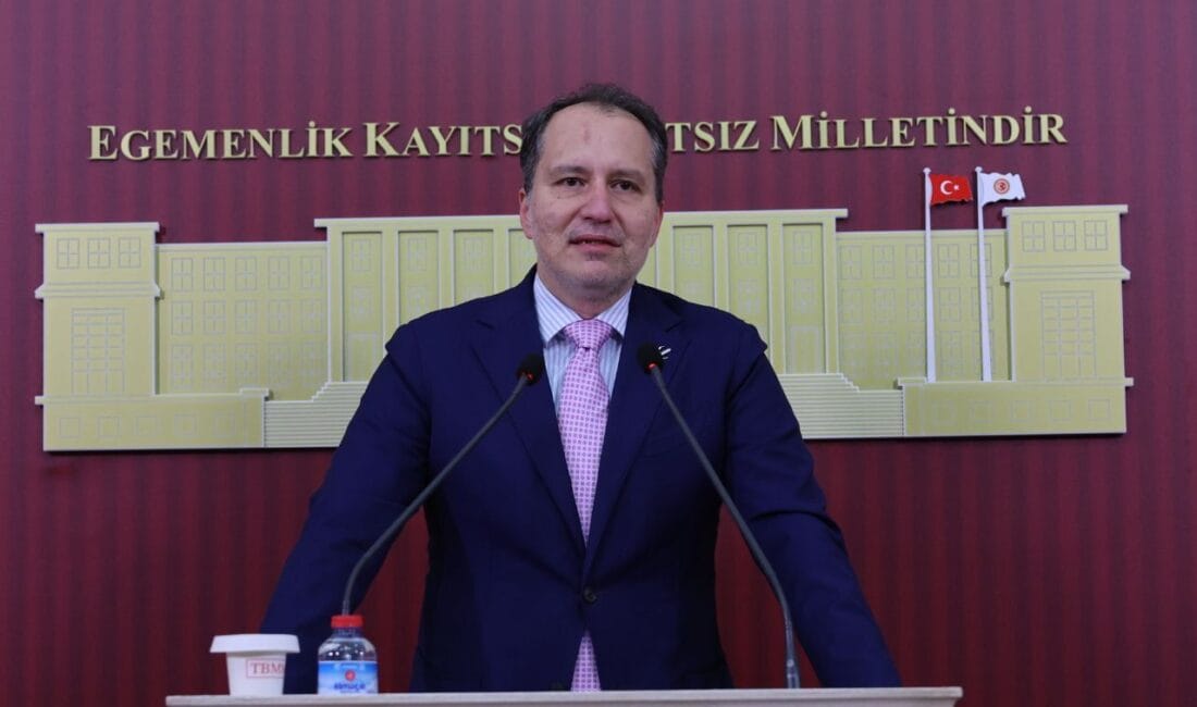 Fatih Erbakan’dan 12’nci Yargı Paketi Eleştirisi: “Dağ Fare Doğurmuştur” Yeniden Refah Partisi Genel Başkanı Fatih Erbakan, TBMM'de kabul edilen