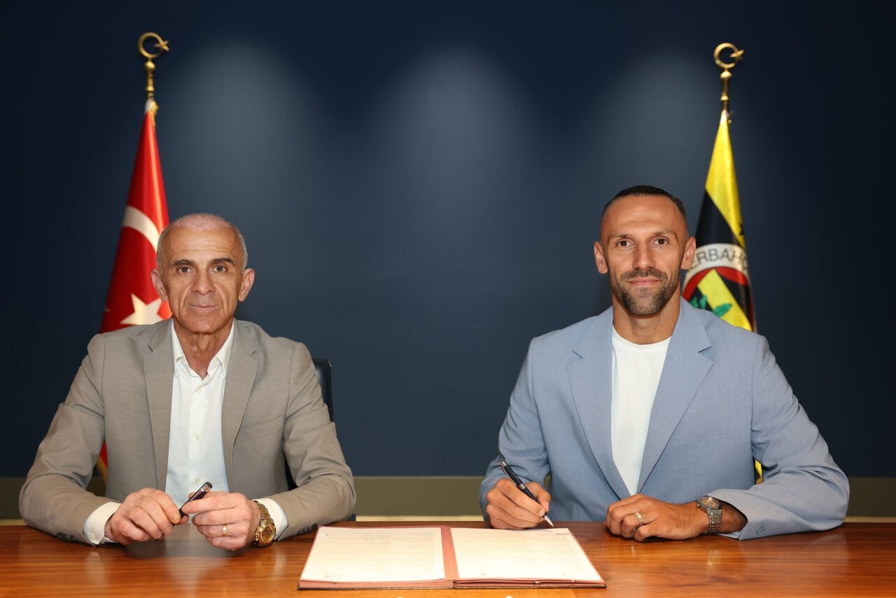 Fenerbahçe, eski golcüsü Vedat Muriqi'nin transferi için İspanyol kulübü Mallorca
