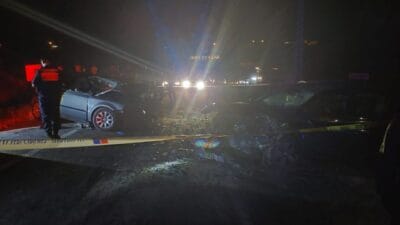 Nevşehir'de merkez ilçeye bağlı Alacaşar köyü girişinde iki otomobilin çarpışması
