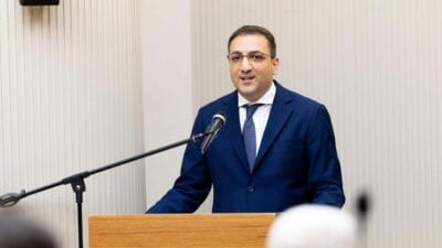 İzmir'de yürütülen rüşvet soruşturması kapsamında gözaltına alınan Seferihisar Belediye Başkanı