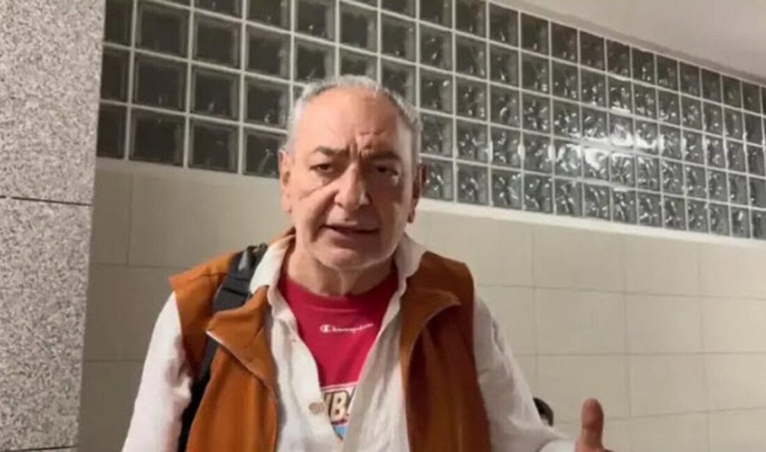 Televizyon Haberciliğinin Efsane İsmi Reha Muhtar Hayatını Kaybetti Televizyon haberciliğinin duayen ismi Reha Muhtar, Bodrum'da kalp yetmezliği şikayetiyle