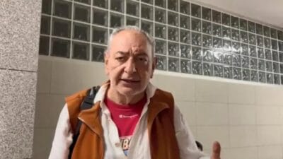 Televizyon haberciliğinin duayen ismi Reha Muhtar, Bodrum'da kalp yetmezliği şikayetiyle