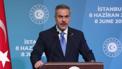 Dışişleri Bakanı Hakan Fidan, İstanbul'daki üçlü zirvede Asya ile Avrupa