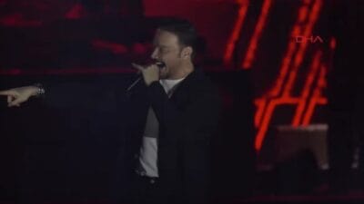 Konya Kültür Yolu Festivali'nin ikinci gününde Kılıçarslan Şehir Meydanı'nda sahne