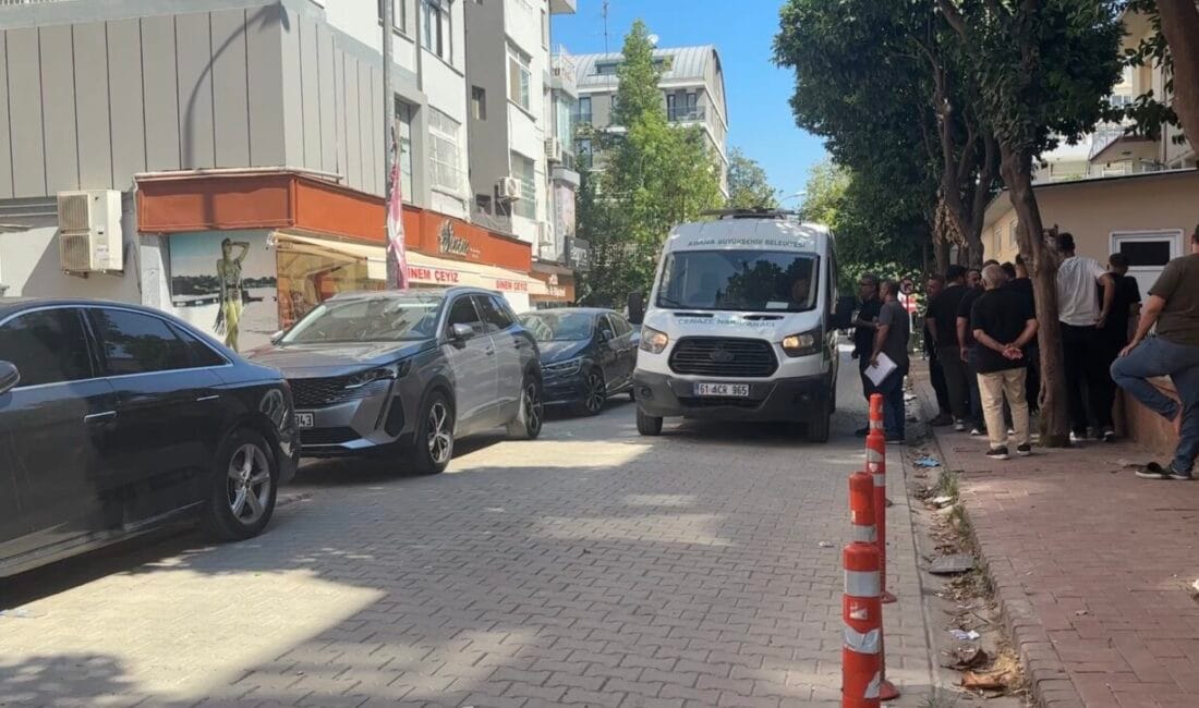 Adana Seyir Tepesi Cinayetinde Kan Donduran Detay: Tanık Diye Öldürmüş Adana Rüzgarlı Tepe'de Semra Yılmaz'ı vuran katil zanlısının, araçta oturan