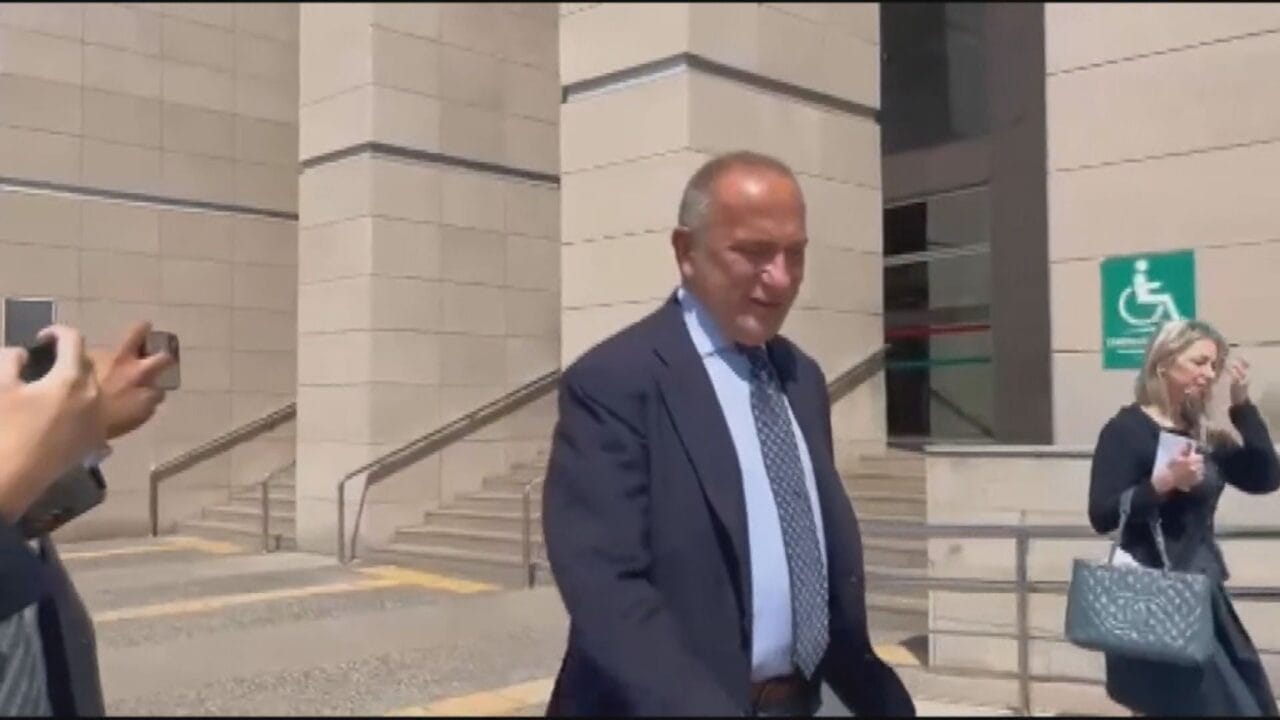 Ahbap Derneği soruşturması kapsamında ifade veren Fatih Altaylı, Haluk Levent'e