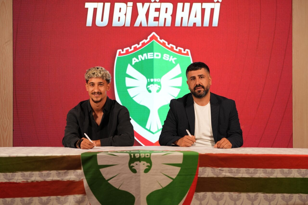 Süper Lig ekibi Amed Sportif Faaliyetler, transfer çalışmaları kapsamında Galatasaray