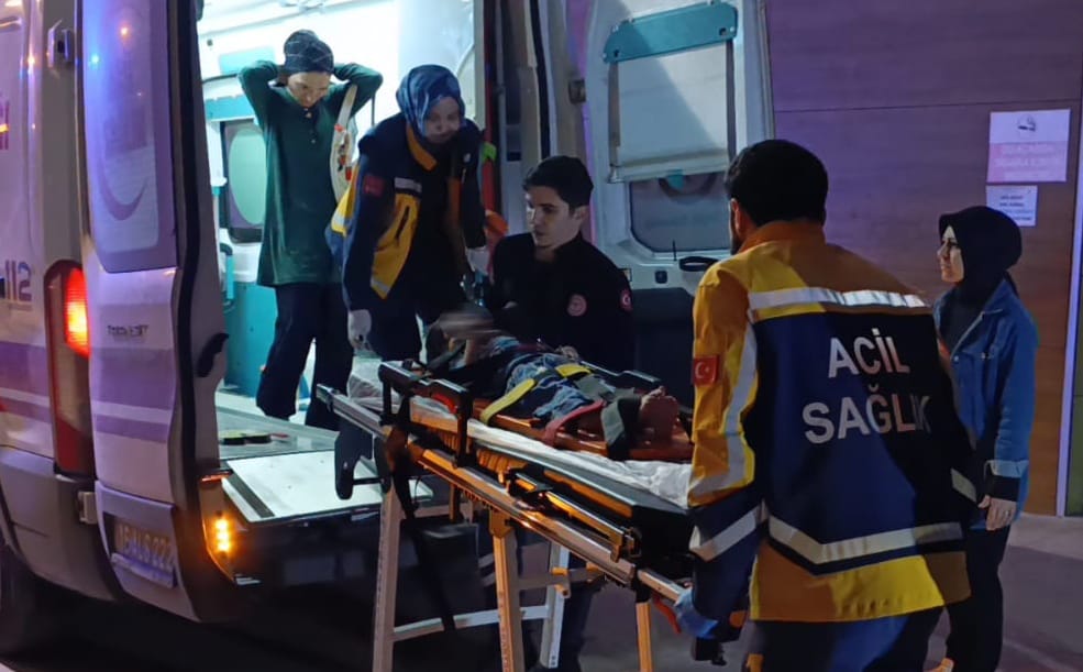 Bursa'nın İnegöl ilçesinde 2'nci kattaki evlerinin penceresinden düşen 5 yaşındaki