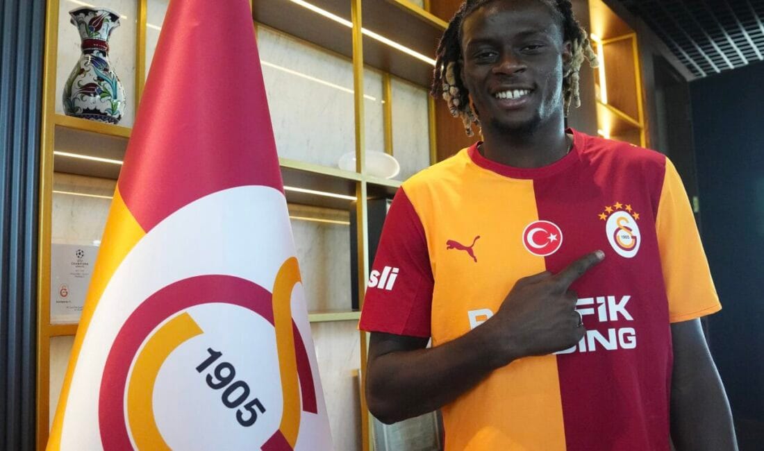 Galatasaray Ugochukwu Transferini KAP’a Bildirdi Galatasaray, Burnley'den kiraladığı 21 yaşındaki Fransız orta saha oyuncusu Lesley
