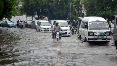 Pakistan'ın Pencap eyaletinde şiddetli muson yağışlarının yol açtığı afet ve