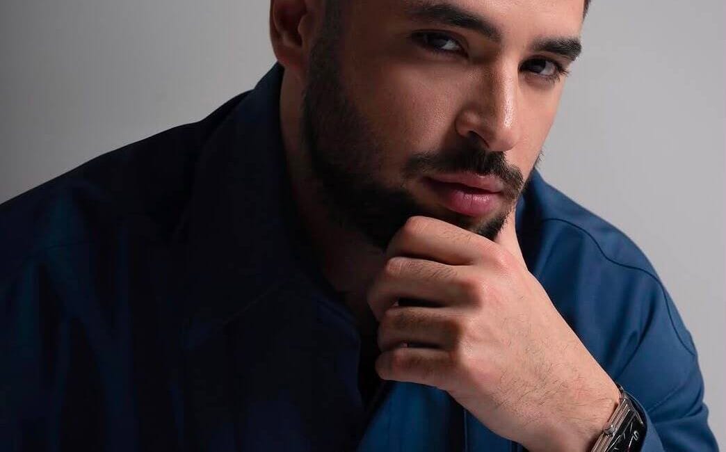 Şarkı Sözleri Başını Yaktı: Rapçi Erol Can Güncü Cezaevine Gönderildi "Çeşme'de popüler bir eğlence mekanında canlı performans sergilediği sırada gözaltına