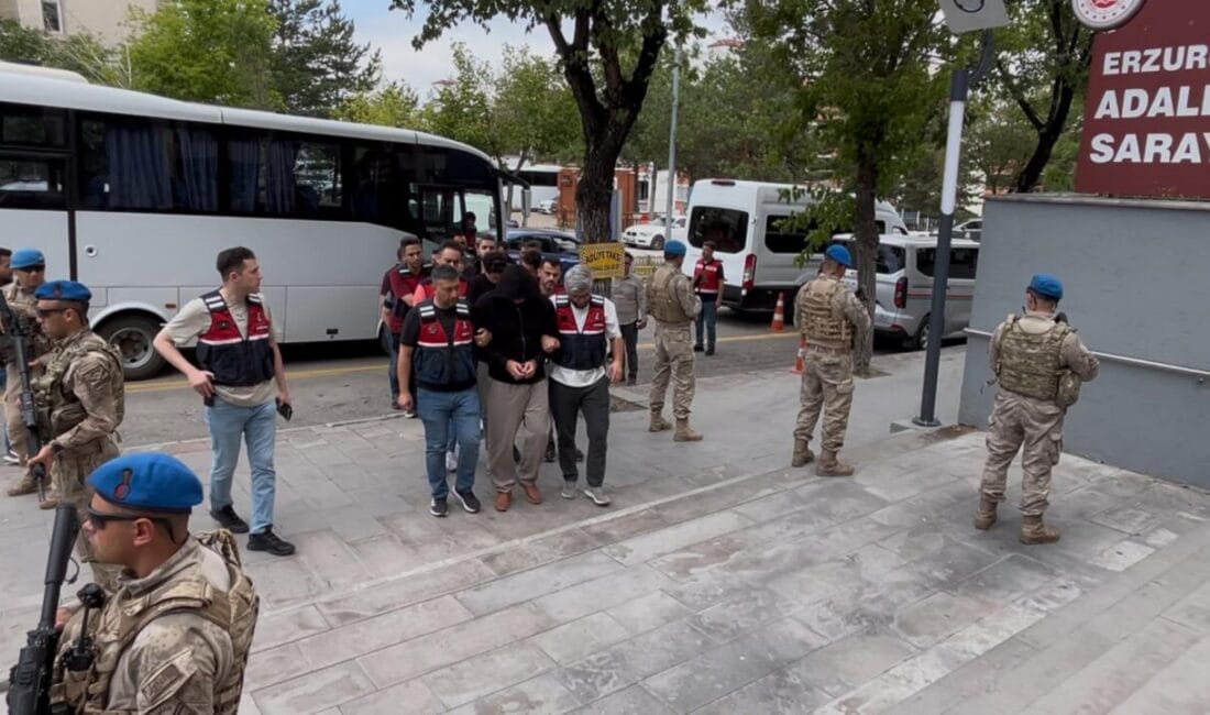 16 İlde Eş Zamanlı Operasyon: Gülistan Doku Soruşturmasında Tutuklu Sayısı Artıyor 16 ilde düzenlenen 4. dalga operasyonunun ardından mahkemeye çıkarılan emniyet