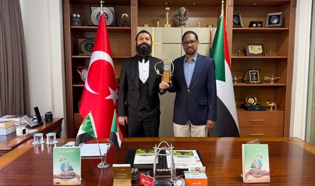 Akif Manaf’a Sudan-Türkiye Barış Ödülü Verildi Nobel Barış Ödülü adayı Akif Manaf, küresel diyalog ve barışa