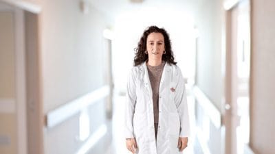 Dermatoloji Uzmanı Dr. Esra Deniz Göde, rafine karbonhidrat ve şeker