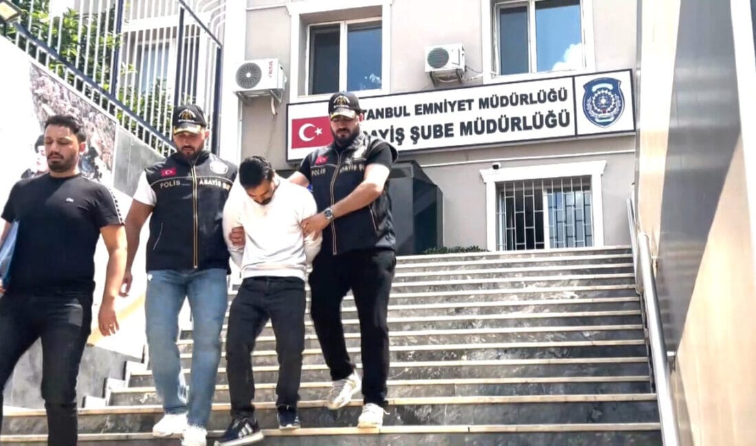 Eşini katledip kayınvalidesiyle sohbet etti! Katil kocanın şok ifadesi ortaya çıktı Kağıthane'de 3 çocuk annesi eşini elleriyle boğarak katleden şahıs, talihsiz
