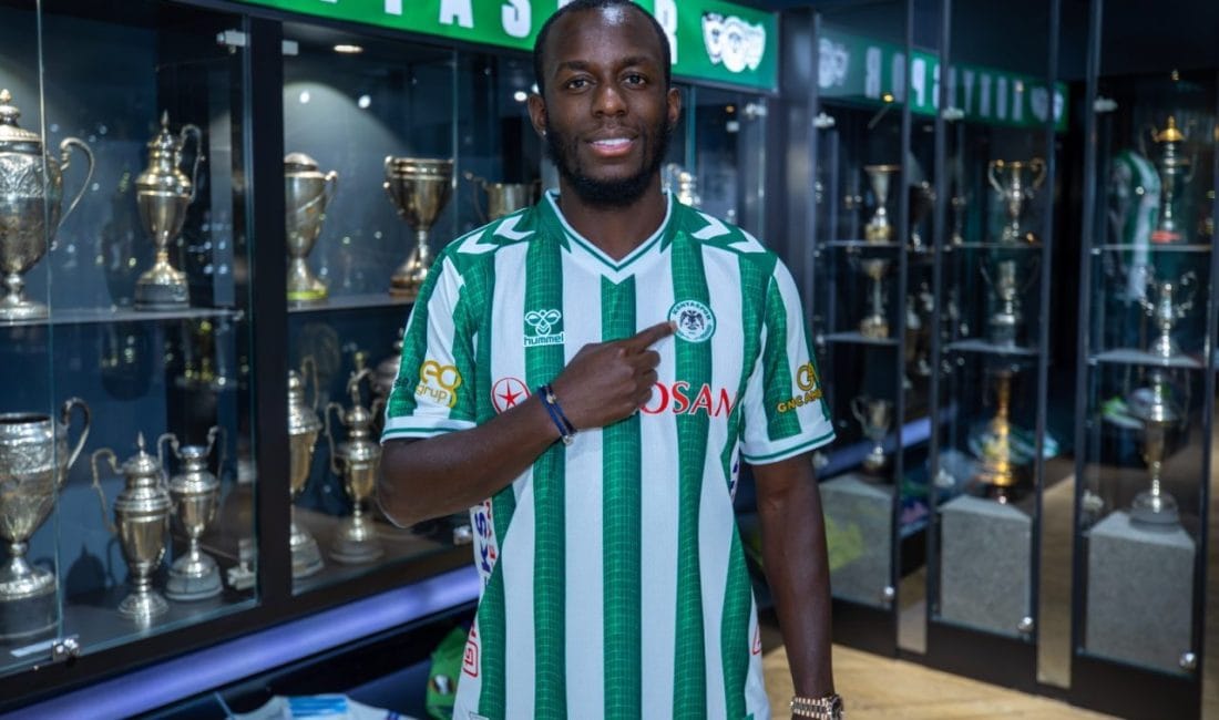 Konyaspor Jean-Luc Dompe Transferini Açıkladı TÜMOSAN Konyaspor, son olarak Hamburg forması giyen Fransız kanat oyuncusu
