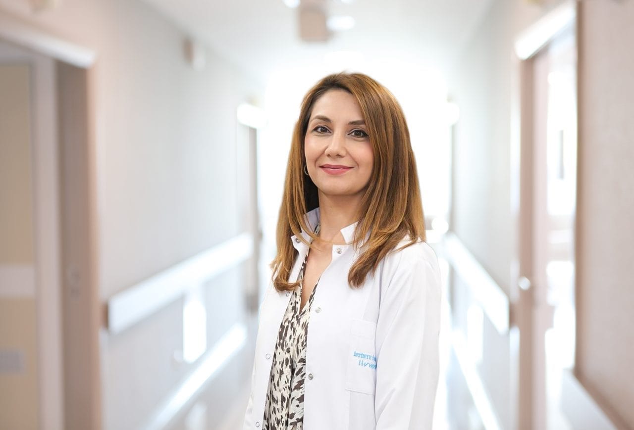 Kadın Hastalıkları ve Doğum Uzmanı Doç. Dr. Semra Yüksel, uygun