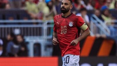 Süper Lig’de Tarihi Transfer: Mohamed Salah Bordo-Mavili Formayı Giymeye Hazırlanıyor Trabzonspor, dünyaca ünlü Mısırlı süper star Mohamed Salah ile el