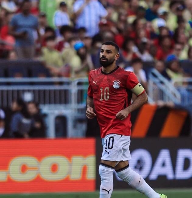 Süper Lig’de Tarihi Transfer: Mohamed Salah Bordo-Mavili Formayı Giymeye Hazırlanıyor Trabzonspor, dünyaca ünlü Mısırlı süper star Mohamed Salah ile el