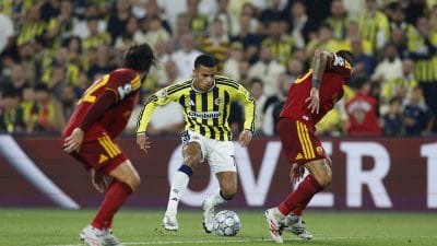 Fenerbahçe, ikinci yarısında Greenwood, Kerem Aktürkoğlu ve Oğuz Aydın ile